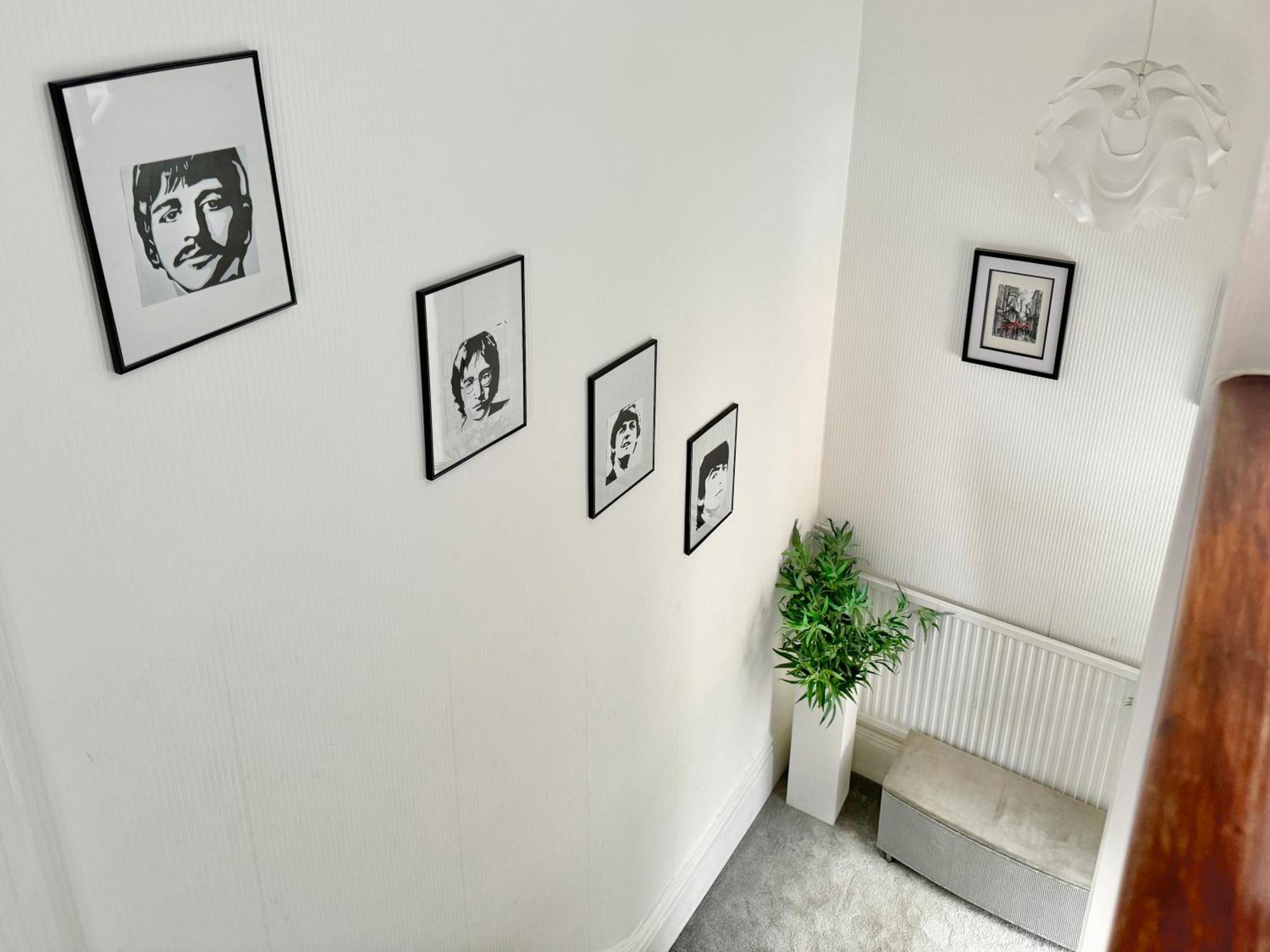 Apartment Victoria With Free Parking Scarborough Exteriör bild